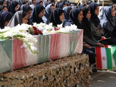 پیکر شهید گمنام تازه تفحص شده در هفته دفاع مقدس میهمان شهرستان قدس بود