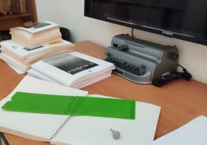 ارائه خدمات کتاب‌خوانی به نابینایان غرب استان تهران در ملارد