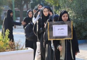 ۲۰۰دانش‌آموز دختر از شهریار به مناطق عملیاتی جنوب کشور اعزام شدند