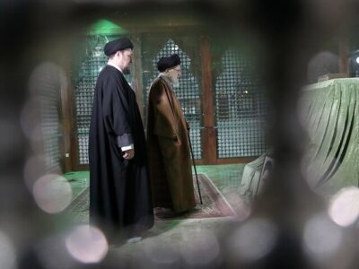 حضور رهبر انقلاب اسلامی در مرقد بنیانگذار جمهوری اسلامی ایران
