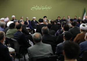 رهبر انقلاب: دوره ما میتواند دوره «سعدی و حافظ و نظامی آفرین» باشد