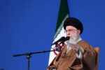 رهبر انقلاب: آمریکایی‌ها بدانند با تهدید برابر ملت ایران به‌جایی نمی‌رسند