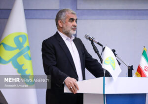 نیکزاد: نسل نو با نگرش جدید می‌تواند مشکلات کشور را حل کند