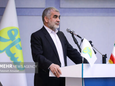 نیکزاد: نسل نو با نگرش جدید می‌تواند مشکلات کشور را حل کند
