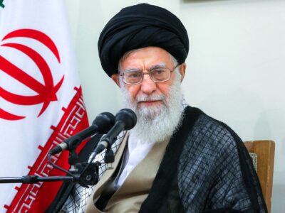رهبر انقلاب: مسئولان هرگونه سهل‌انگاری یا تعمّد را کشف و پیگیری کنند